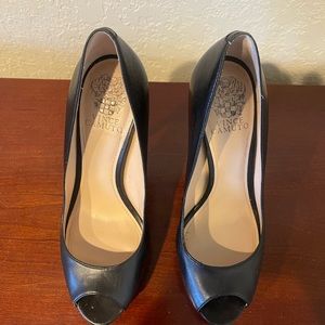 Vince Camuto, leather, color black, size 8.